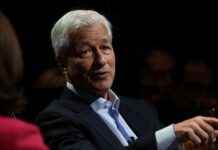 Topchefen i USA’s største bank får lønforhøjelse til 39 mio. dollar topchefen-i-usas-strste-bank-fr-lnforhjelse-til-39-mio-dollar