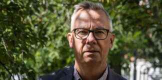 Tesla-aktiens fremtid: Nye modeller og selvkørende biler som redning? tesla-aktiens-fremtid-nye-modeller-og-selvkrende-biler-som-redning