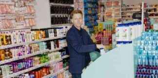 Normal åbner butikker på et nyt marked amid uro normal-bner-butikker-p-et-nyt-marked-amid-uro