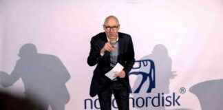 Topledere hylder Fruergaard med stående klapsalver topledere-hylder-fruergaard-med-stende-klapsalver